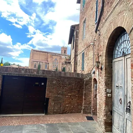 Loft Vicolo Di Vallepiatta 2 Min Piazza Del Campo Con Parcheggio