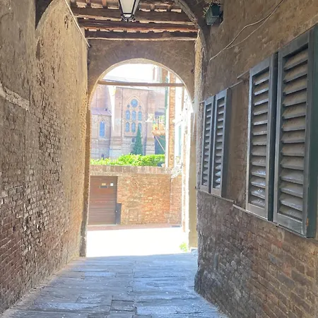 Loft Vicolo Di Vallepiatta 2 Min Piazza Del Campo Con Parcheggio * 시에나