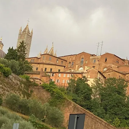 Loft Vicolo Di Vallepiatta 2 Min Piazza Del Campo Con Parcheggio 公寓 *