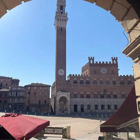 Loft Vicolo Di Vallepiatta 2 Min Piazza Del Campo Con Parcheggio Lejlighed
