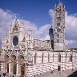 Loft Vicolo Di Vallepiatta 2 Min Piazza Del Campo Con Parcheggio Siena