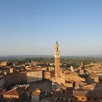 Loft Vicolo Di Vallepiatta 2 Min Piazza Del Campo Con Parcheggio 公寓